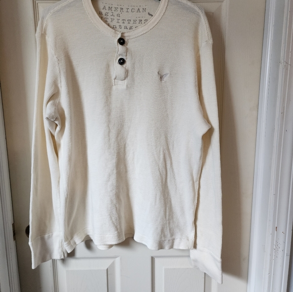 American eagle long sleeve - Picture 3 of 3